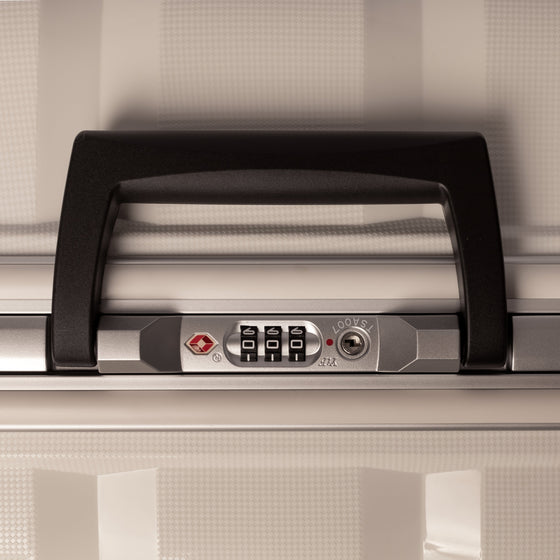 DEMO WP Smart Carry-On Spinner